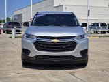 Used 2021 Chevrolet Traverse LS image 2