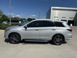 Used 2017 INFINITI QX60 AWD w/ Deluxe Technology Package image 2