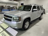 Used 2010 Chevrolet Suburban LT image 4