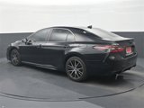 Used 2021 Toyota Camry SE image 5