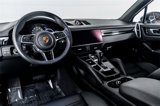 Used 2023 Porsche Cayenne image 2