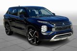Used 2023 Mitsubishi Outlander SE image 2