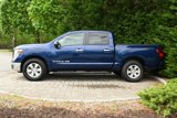 Used 2019 Nissan Titan SV w/ SV Convenience Package image 2