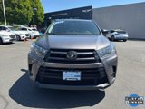 Used 2019 Toyota Highlander SE image 2