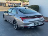 Used 2021 Hyundai Elantra Limited image 4