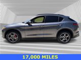 Used 2022 Alfa Romeo Stelvio Sprint image 2