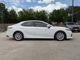 Used 2019 Toyota Camry LE image 3