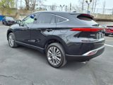 Used 2022 Toyota Venza XLE image 5