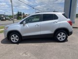 Used 2020 Chevrolet Trax LT w/ LT Convenience Package image 2
