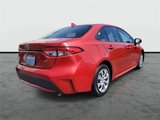 Used 2021 Toyota Corolla LE image 4