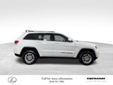 Used 2018 Jeep Grand Cherokee Laredo image 4