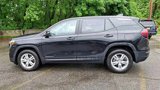 Used 2024 GMC Terrain SLE image 5