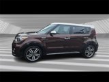Used 2017 Kia Soul + image 2
