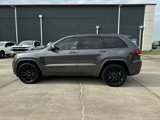Used 2018 Jeep Grand Cherokee Altitude image 4