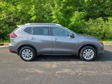 Used 2019 Nissan Rogue SV image 2