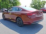 Used 2016 Chrysler 200 Limited Platinum image 4