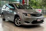 Used 2018 Chrysler Pacifica Touring Plus w/ Tire & Wheel Group image 2