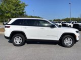 Used 2022 Jeep Grand Cherokee Laredo w/ Luxury Tech Group I image 4