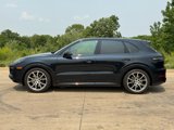 Used 2022 Porsche Cayenne GTS image 2