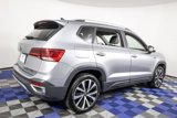 Used 2024 Volkswagen Taos SE image 4