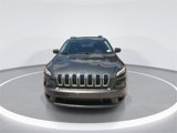 Used 2017 Jeep Cherokee Latitude image 3