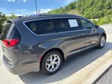 Used 2018 Chrysler Pacifica Touring-L Plus w/ Tire & Wheel Group image 5