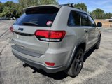 Used 2019 Jeep Grand Cherokee Laredo image 3
