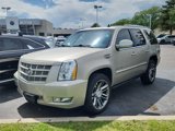Used 2013 Cadillac Escalade Premium image 3