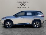 Used 2022 Nissan Rogue Platinum image 2