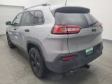 Used 2016 Jeep Cherokee Sport image 5