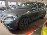 Certified 2022 Volkswagen Tiguan SE image 2