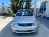 Used 2001 Toyota Avalon XLS image 3