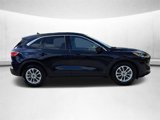 Used 2021 Ford Escape SE image 3