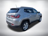 Used 2021 Jeep Compass Latitude image 3