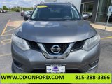 Used 2016 Nissan Rogue SV image 2