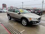 Used 2016 Volvo XC70 T5 Premier w/ Proximity Package image 3