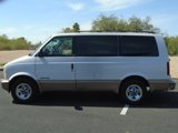 Used 2001 GMC Safari XT image 2