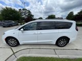 Used 2024 Chrysler Pacifica Pinnacle image 4