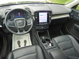 Used 2024 Volvo XC40 B5 Core image 2