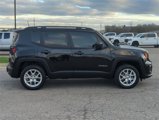 Used 2019 Jeep Renegade Latitude w/ Cold Weather Group image 2