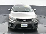 Used 2010 Kia Forte Koup SX image 3