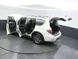Used 2020 Nissan Armada SL image 2