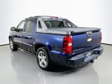 Used 2011 Chevrolet Avalanche LTZ image 5