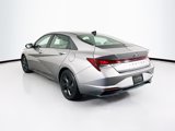 Used 2021 Hyundai Elantra SEL image 5