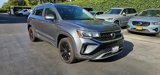 Certified 2023 Volkswagen Taos SE w/ Panoramic Sunroof Package image 3