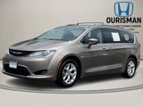 Used 2017 Chrysler Pacifica Touring-L Plus w/ Tire & Wheel Group image 2