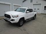 Used 2018 Toyota Tacoma SR5 image 2