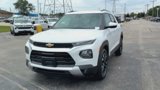 Certified 2022 Chevrolet TrailBlazer LT w/ Convenience Package image 3