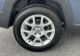 Used 2021 Jeep Renegade Latitude w/ Luxury Group I image 4