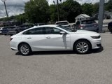 Used 2020 Chevrolet Malibu LT image 2